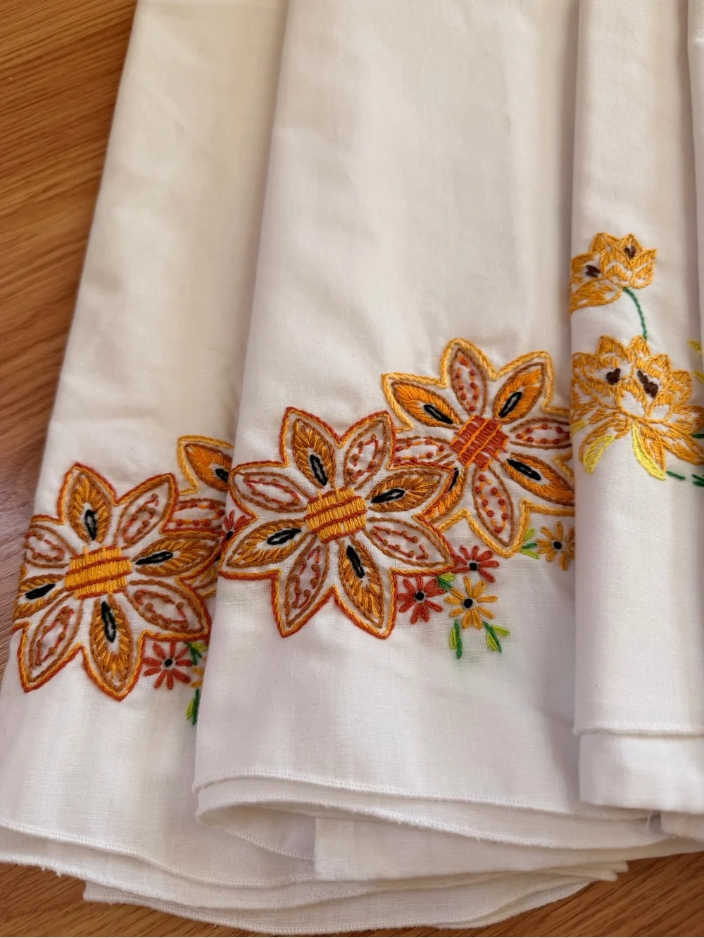 Vintage Embroidered Floral Pillowcases- White-set of 8